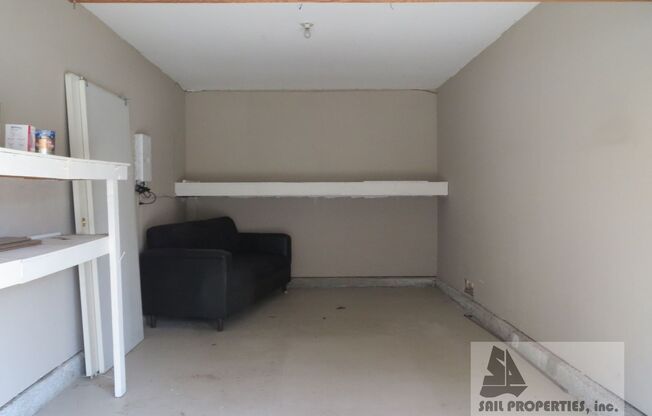 1 bed, 1 bath, 700 sqft, $2,250