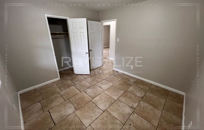 3 beds, 2 baths, $1,250