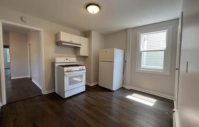 94 DANA AVE