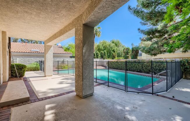 38 HUMMINGBIRD LN - GATED ESTATE HOME W/POOL! AVAILABLE 03/09/2026