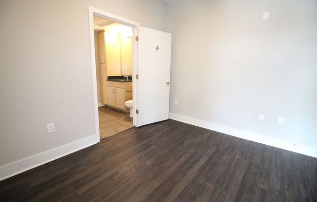 1 bed, 1 bath, 533 sqft, $1,995, Unit APT 728