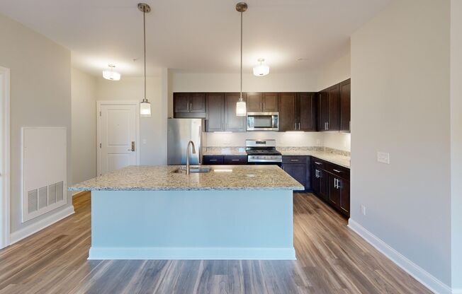 1 bed, 1 bath, 775 sqft, $2,425, Unit 6206