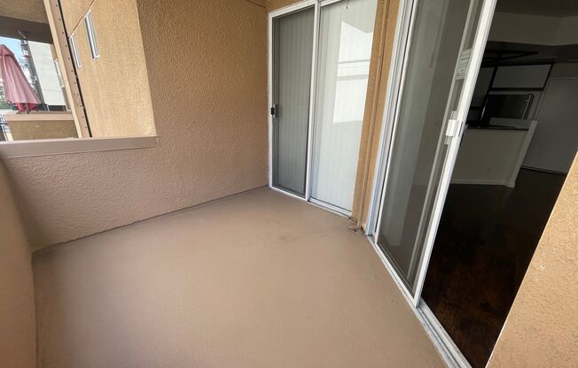 2 beds, 2 baths, 1,140 sqft, $2,562, Unit 109