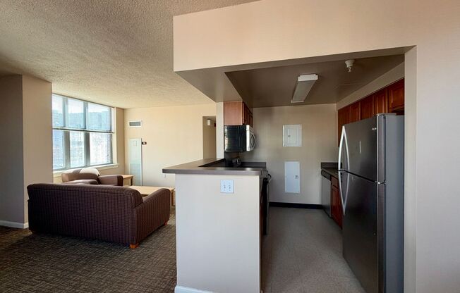 1 bed, 1 bath, 800 sqft, $2,038, Unit T710