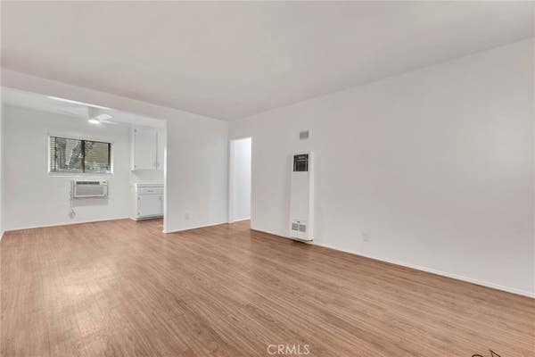 14728 MAGNOLIA BLVD