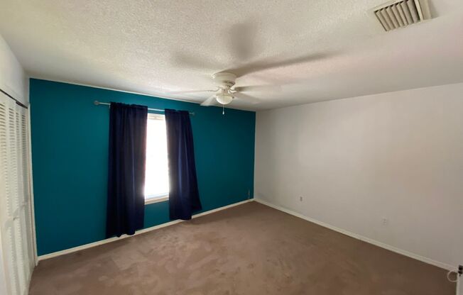 2 beds, 1.5 baths, $1,250, Unit #405