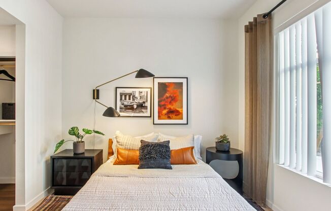 1 bed, 1 bath, 582 sqft, $1,640