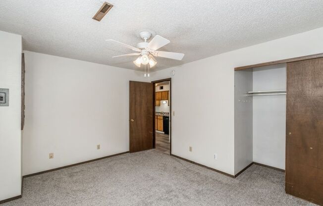 1 bed, 1 bath, 700 sqft, $805