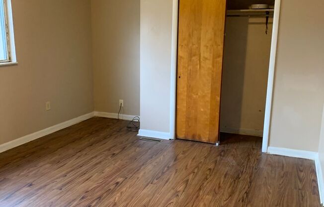 1 bed, 1 bath, $600, Unit 1344A