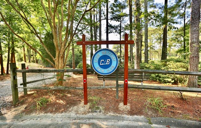 Waterfront Ranch Home - Excellent School Zones - 2-Car Garage - Park-Like Scenery! Available 07-11-25!