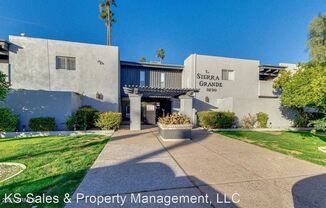3230 E. Pinchot Ave. #5