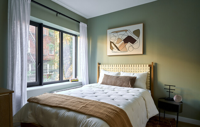 2 beds, 2 baths, $3,664, Unit 4ZA