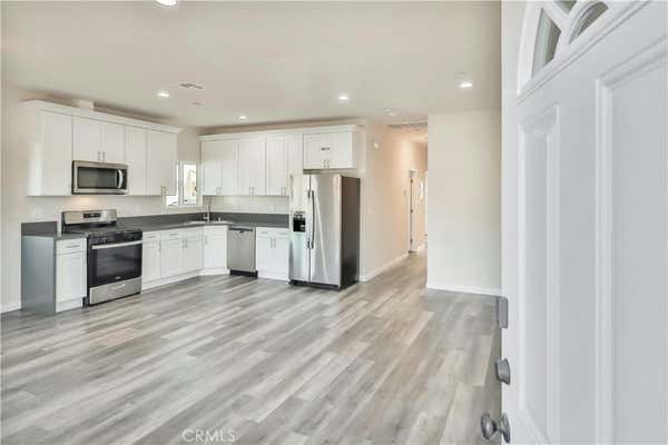 3 beds, 2 baths, 1,200 sqft, $3,495