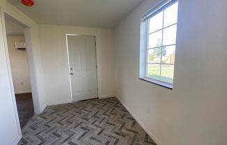 2 beds, 1 bath, $1,495