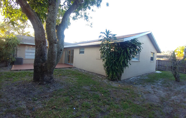 3 beds, 2 baths, $2,950