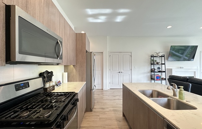 4109 NARRAGANSETT