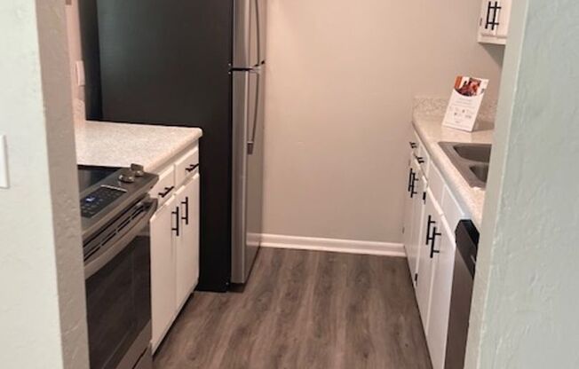 2 beds, 1 bath, 796 sqft, $1,234, Unit 1204