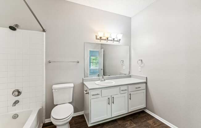 Waterford Creek Bathroom