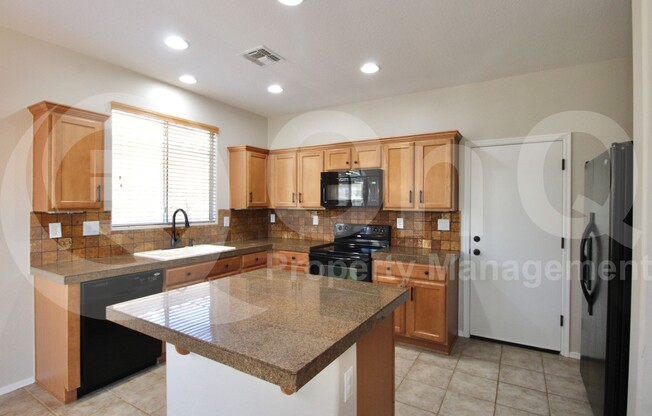 2633 W BISBEE WAY