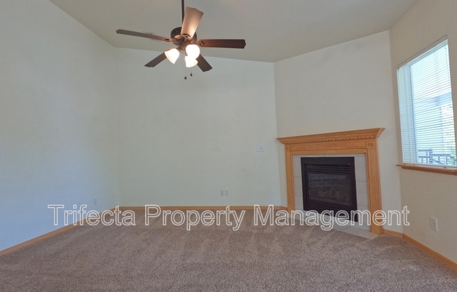 950 52nd Ave. Ct. T1