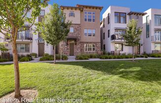 3072 Lina Loop