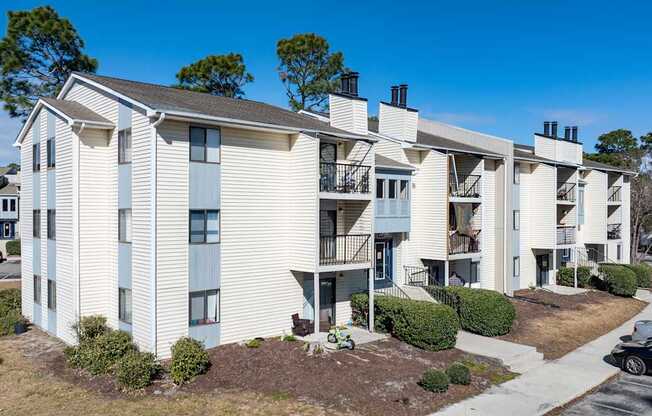 Welcome to Crosswinds Apartments
