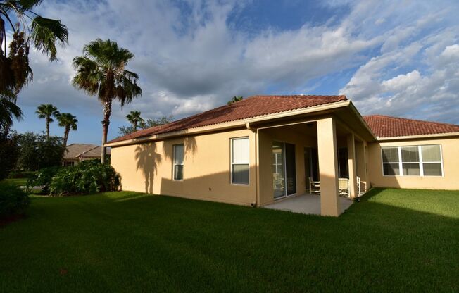 Spacious 3 bedroom 2.5 bath home in Solivita Community 55+ Resort Style