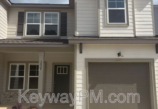 3038 VENETIAN DR