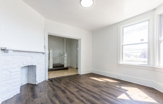 Available May - Traditional 2 Bedroom Home in Dormont w/ LOTS of natural light!