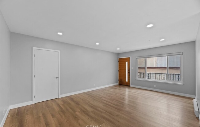 2027 VIS DE MAR AVE