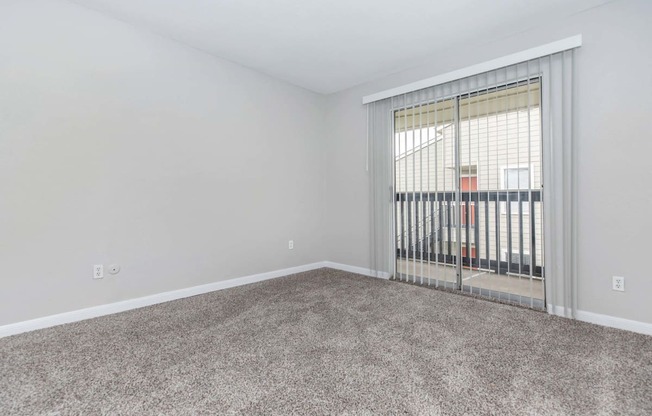 Unfurnished roomat Royal Wildewood Manor Apartments, Texas