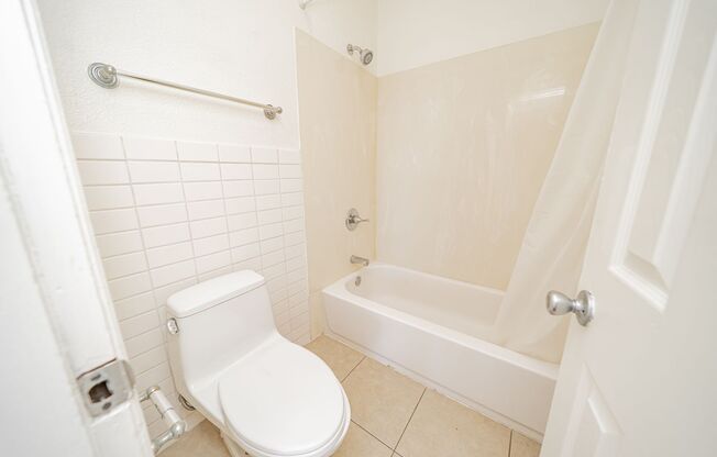 1 bed, 1 bath, $1,450, Unit 305