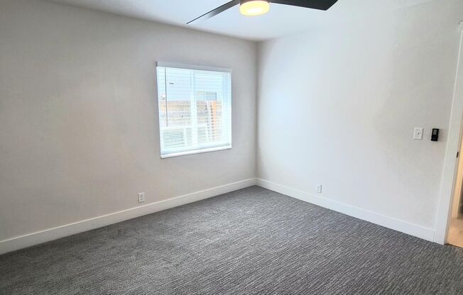 1 bed, 1 bath, 587 sqft, $1,194, Unit 5-02