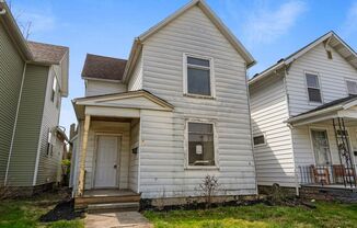 New Listing! 3 Bedroom House!