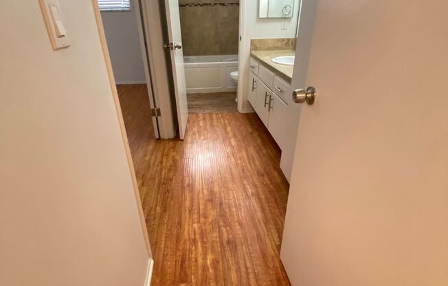 1 bed, 1 bath, $1,825, Unit 072#106
