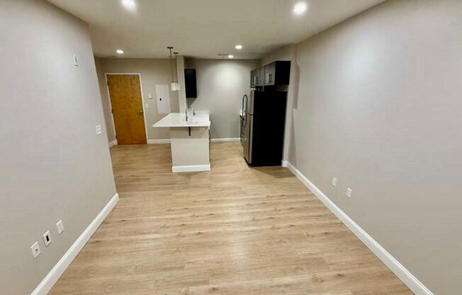 2 beds, 2 baths, 876 sqft, $2,425, Unit 514