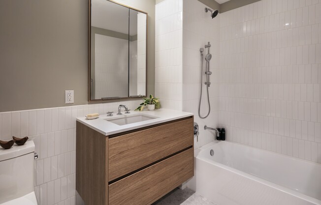 Studio, 1 bath, 461 sqft, $4,994