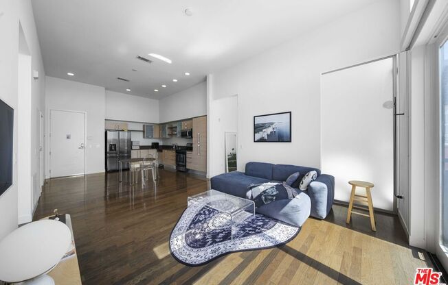2 beds, 2 baths, 1,020 sqft, $3,200, Unit 610