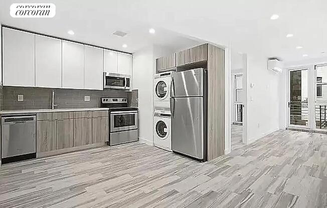 517 W 134 ST