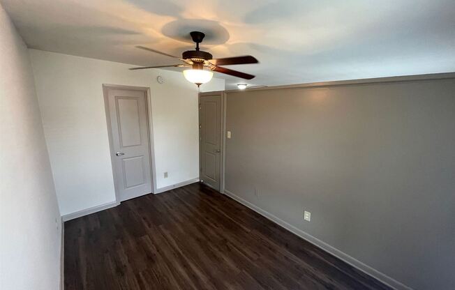 PRE LEASING AUGUST!