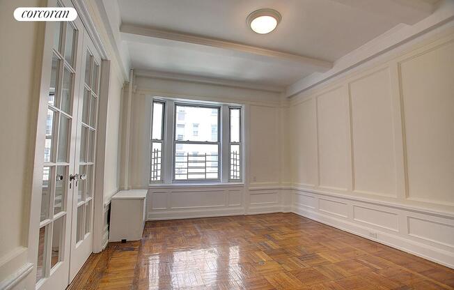 250 W 104 ST