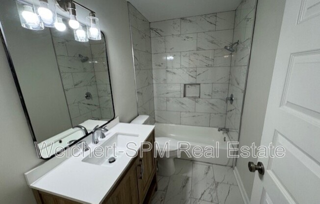 1500 IVY RD
