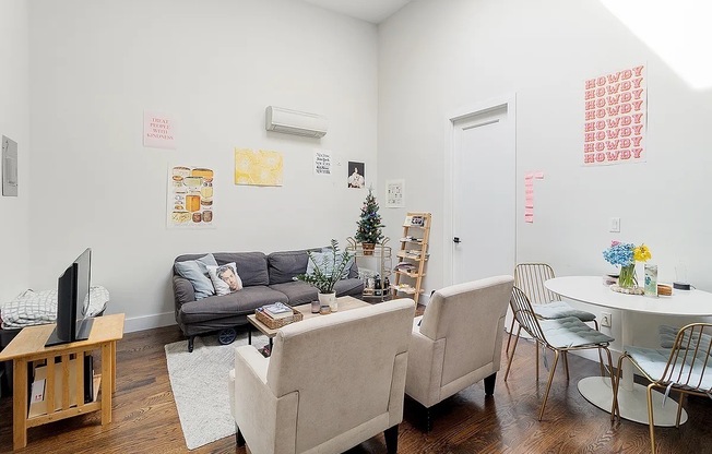 12 Belvidere St, Brooklyn NY 2F