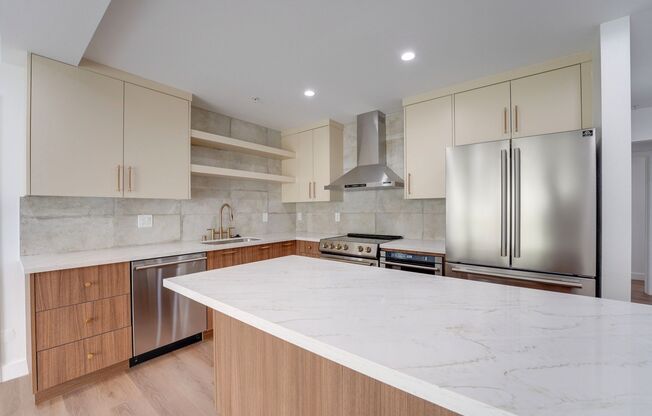 Coastal Luxury at Oceans 315 | La Jolla, CA