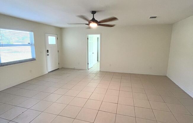Updated 3 bedroom 2 Bathroom home in Beau Rivage!