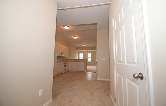 1 bed, 1 bath, 856 sqft, $1,395, Unit 204