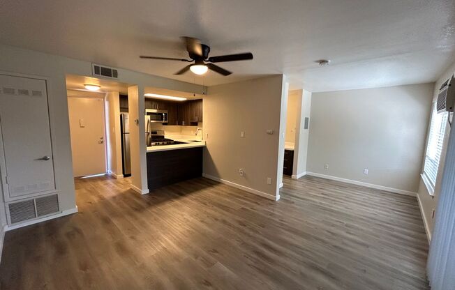 Studio, 1 bath, 451 sqft, $1,450, Unit 92