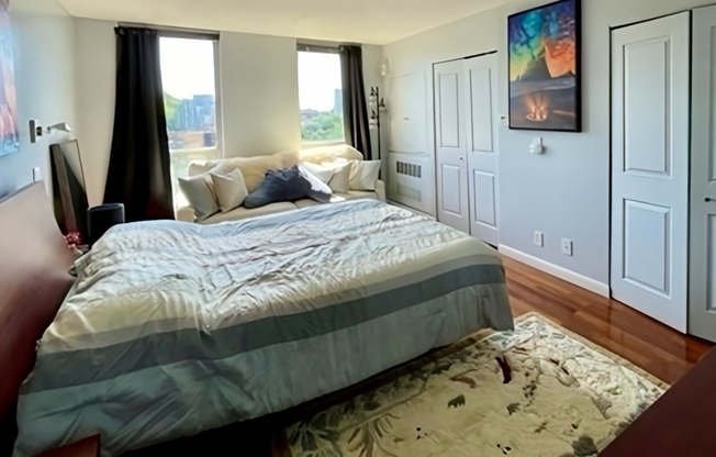 2 beds, 2 baths, 1,300 sqft, $4,800, Unit 321