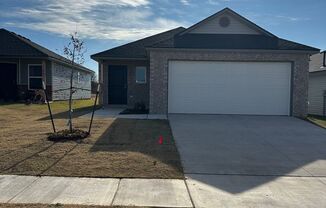 3 beds, 2 baths, $1,595