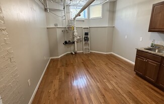 1 bed, 1 bath, 800 sqft, $2,250, Unit C1